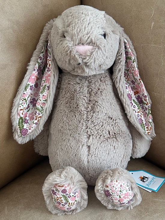 Jellycat Other - Jellycat Blossom Beige Bunny "Petal" Medium 12" Plushie Collectible Soft Floral